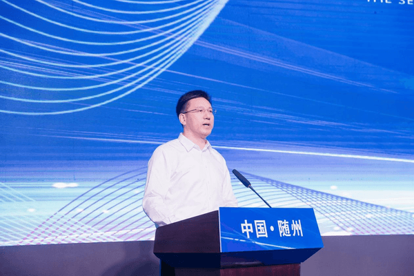 市委副書記、市長克克主持