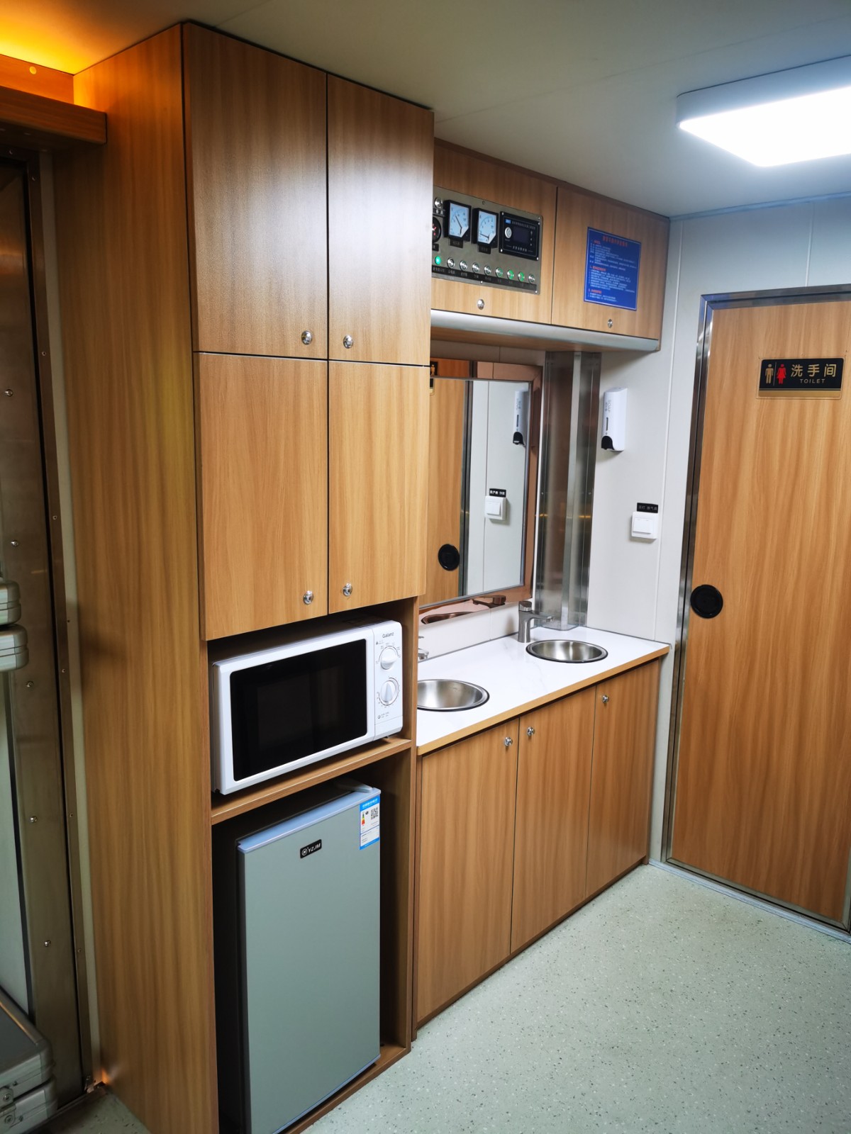 48ffc921d519daa3ac099b319245fbef.jpg 28d067f20eedd0739d638121d50c69ba.jpg